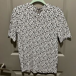 Cheetah Print Mockneck Tee